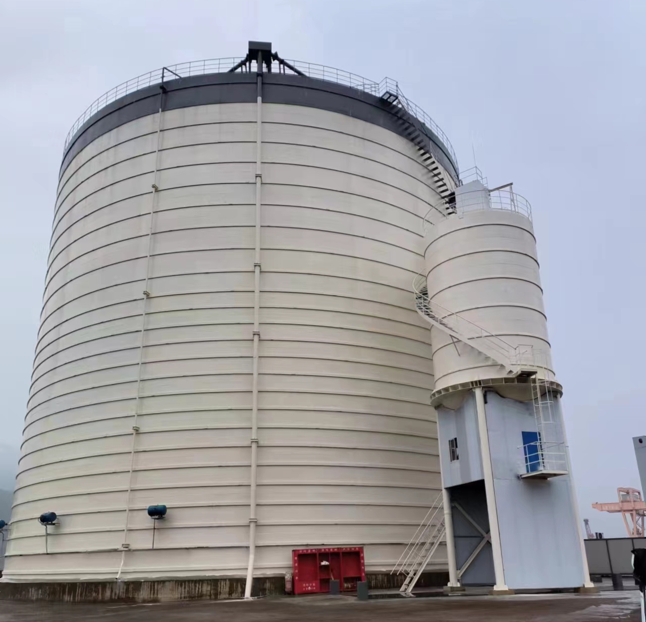 华亭10万吨水泥钢板库